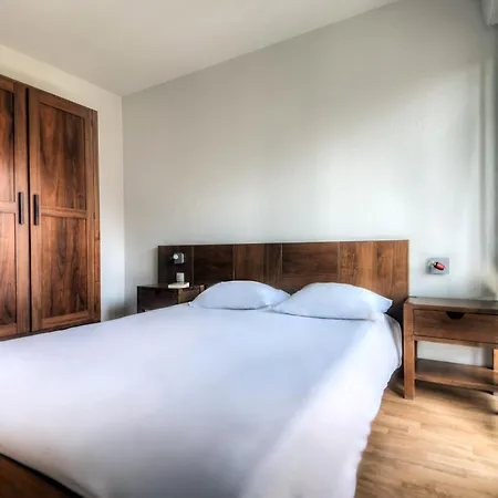 Апарт-отель Zenitude Hotel-residences L'acacia